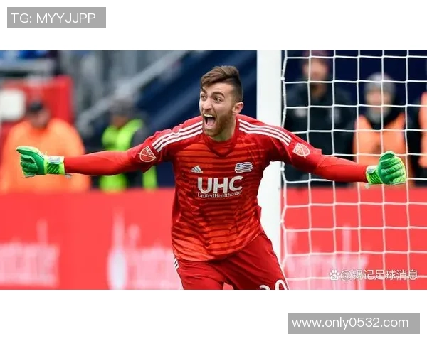 从英雄到笑柄足球史上最惨红牌球星悲情逆转启示录