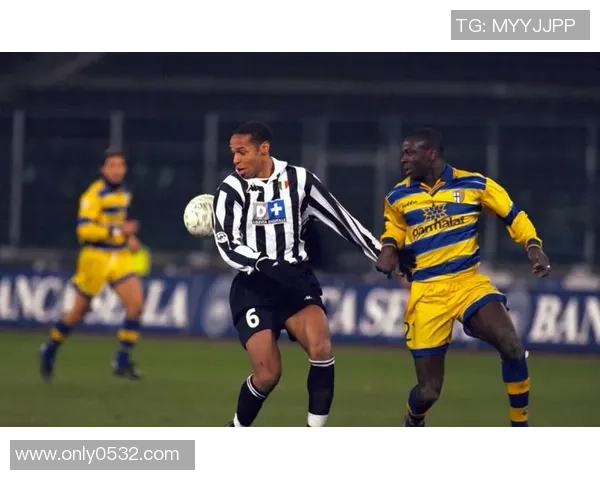 亨利：足球历史的传奇人物与全球足坛的象征性巨星